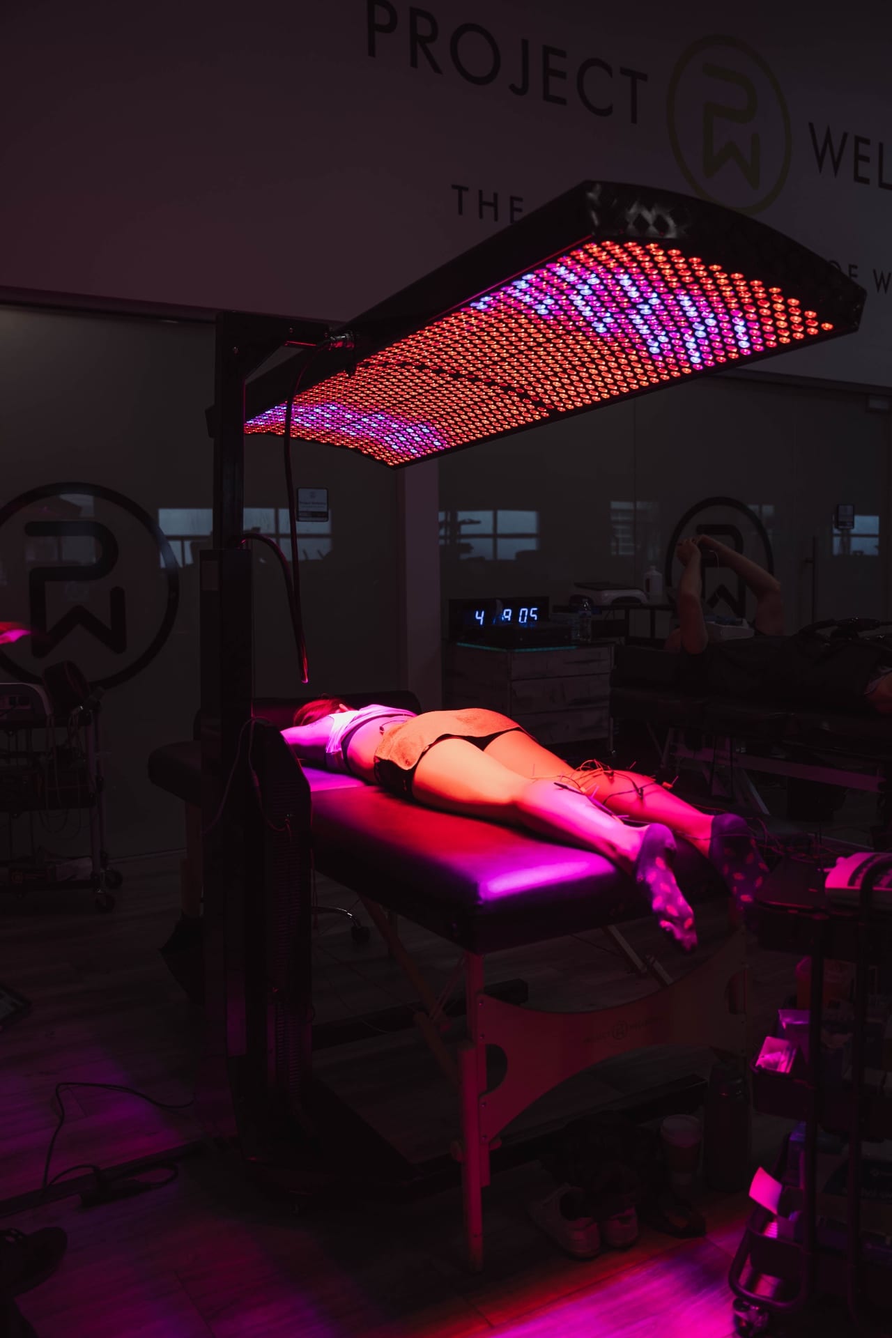 Dry needling with electrical stimulation